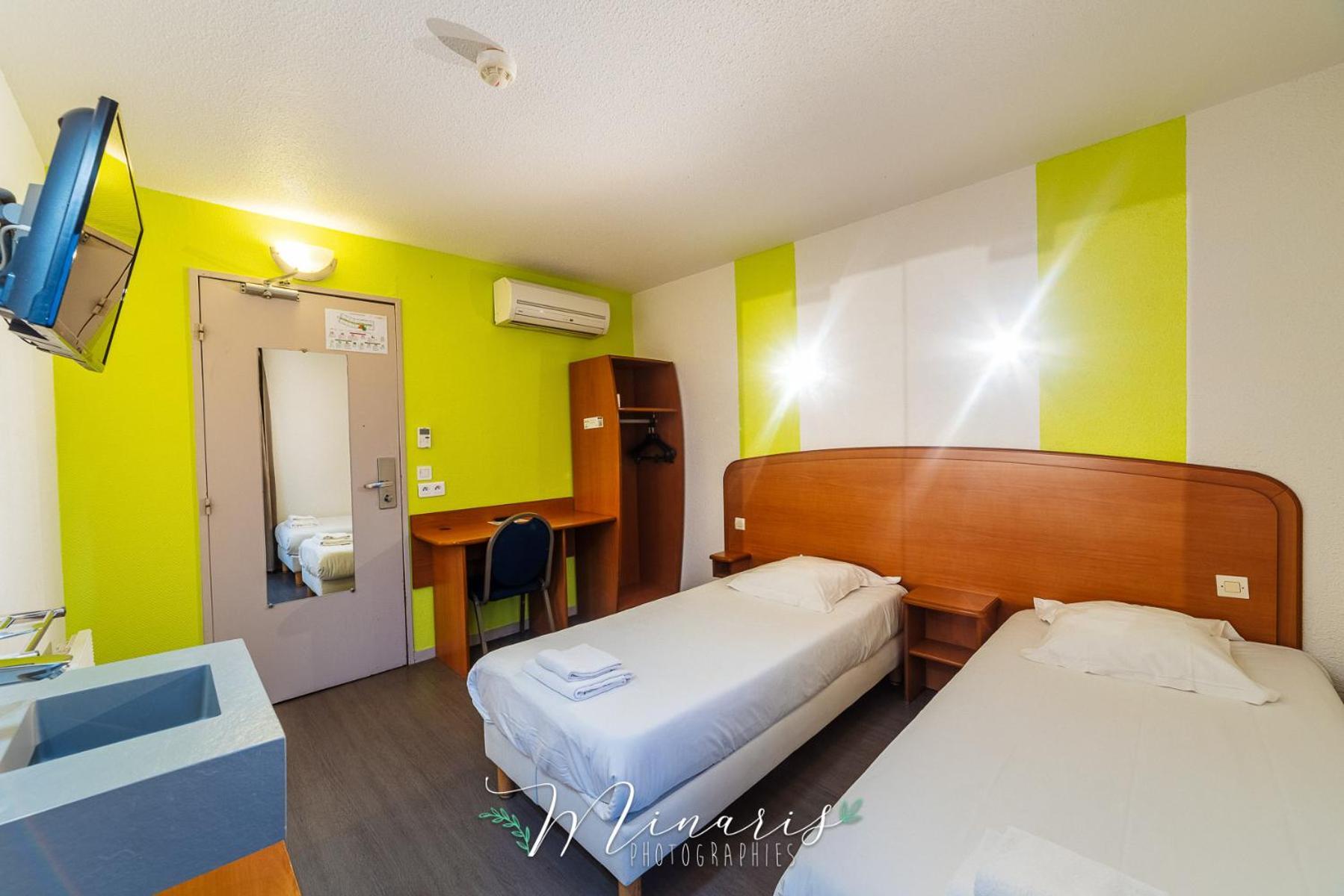 B Hotel Troyes Aeroport La Chapelle-Saint-Luc Ngoại thất bức ảnh